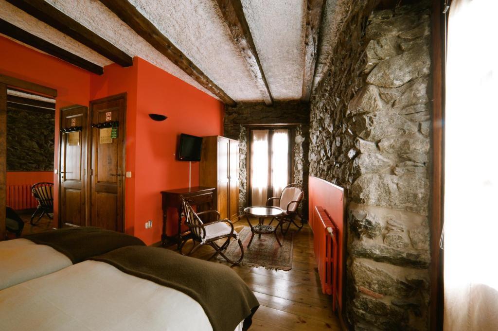 Hostal Cisco De Sans Andora  Pokój zdjęcie