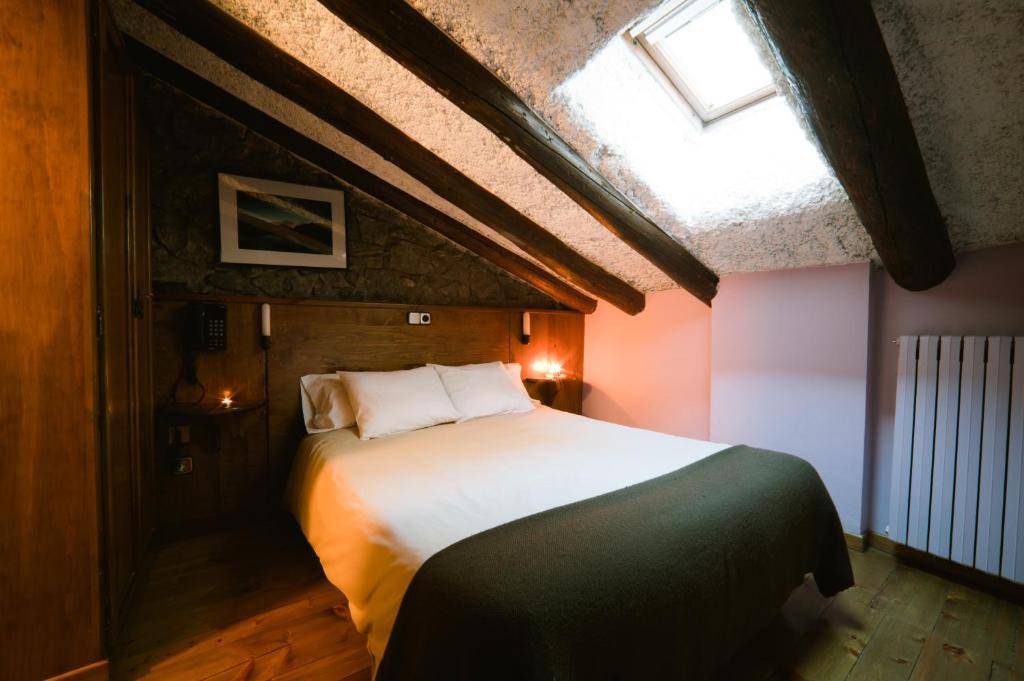 Hostal Cisco De Sans Andora  Pokój zdjęcie